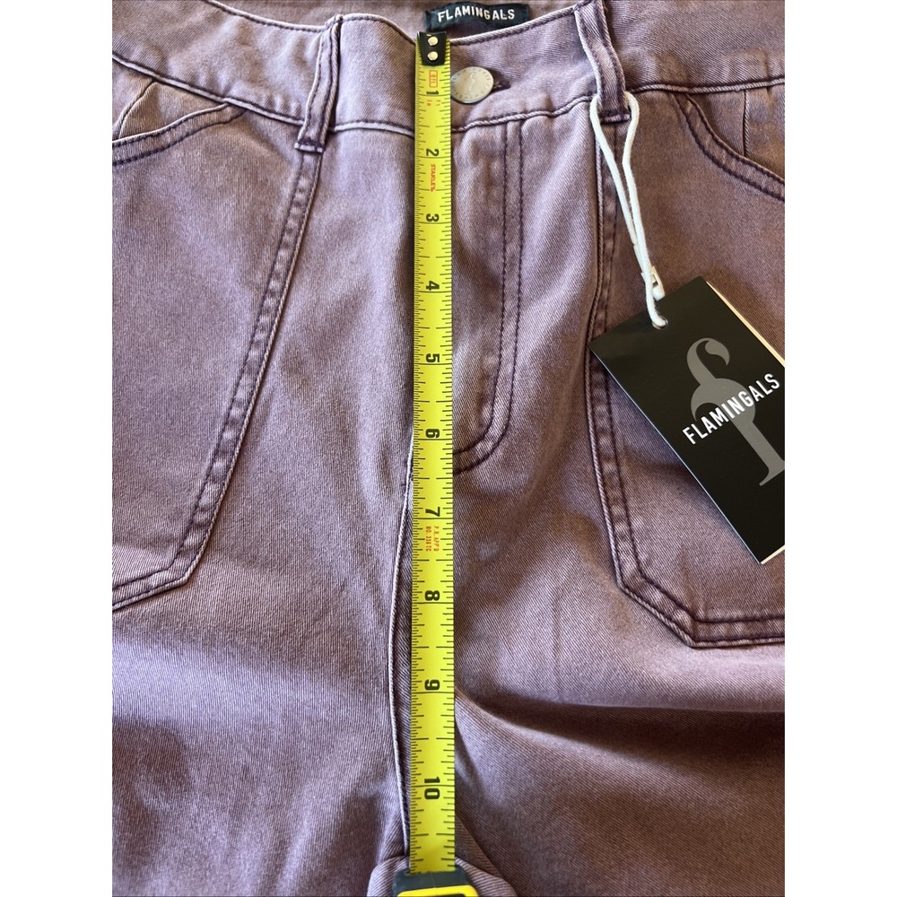 Flamingals Women's Purple Acid Wash Cargo Capri Sz Large - Picture 4 of 6